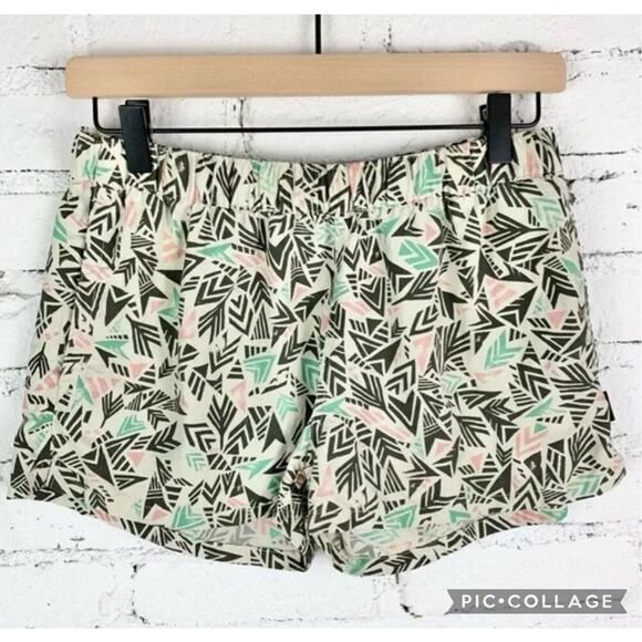 NWOT Patagonia Barely Baggies Medium Quill Triangle Abstract Print, $70 D2 - Picture 1 of 7